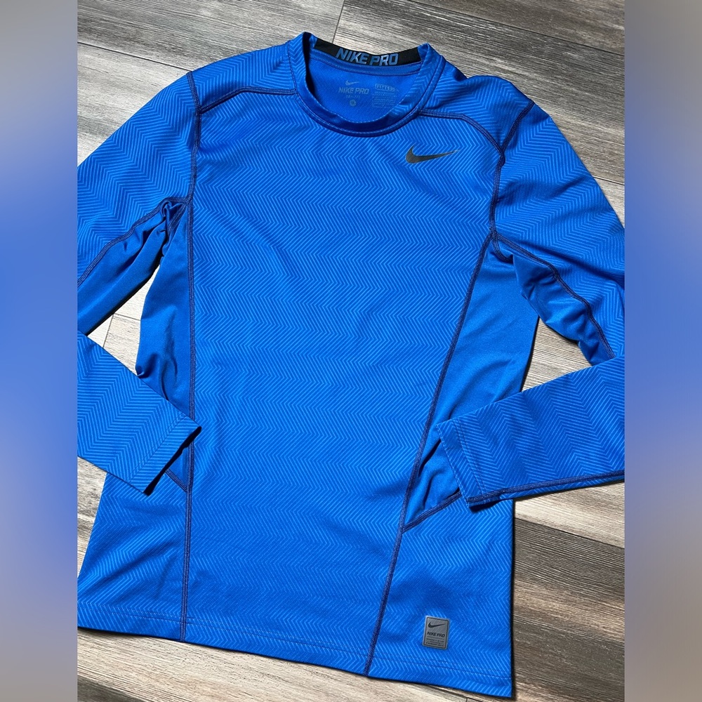 Nike Pro Fitted‎ Top- Medium